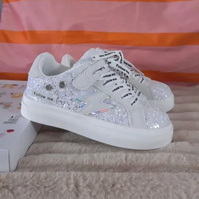 Baskets fille paillettes argentées taille 30 neuves